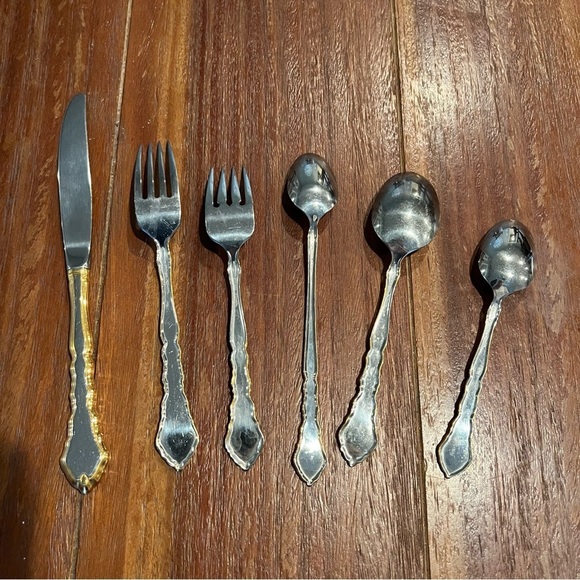 Sold - Picture 2 of 5